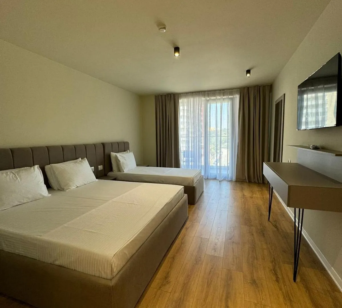 Hotel Kraja Golem